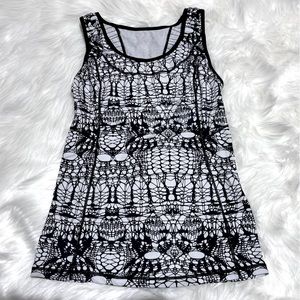 Lululemon‎ size 6 tank